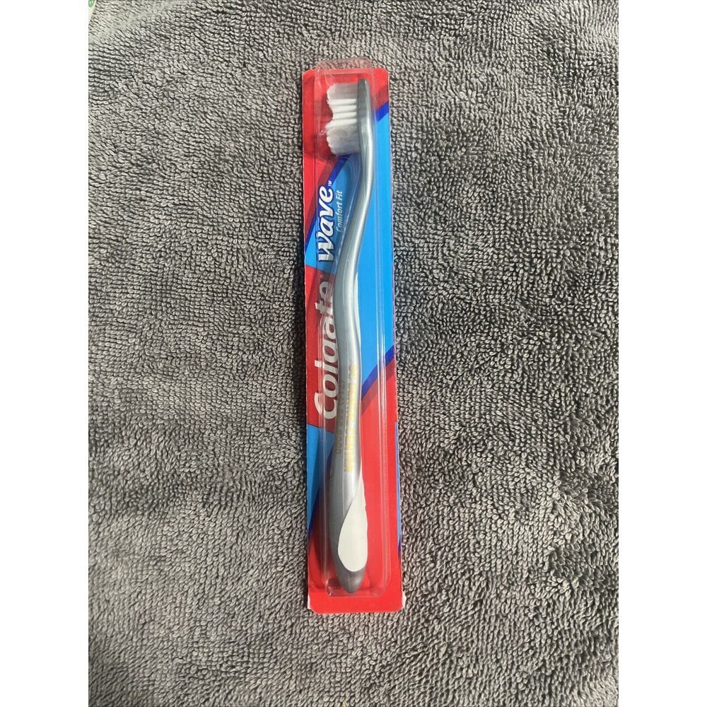 Colgate Wave Toothbrush Soft Compact Head Comfort Fit Curved Bristles Colors NOS